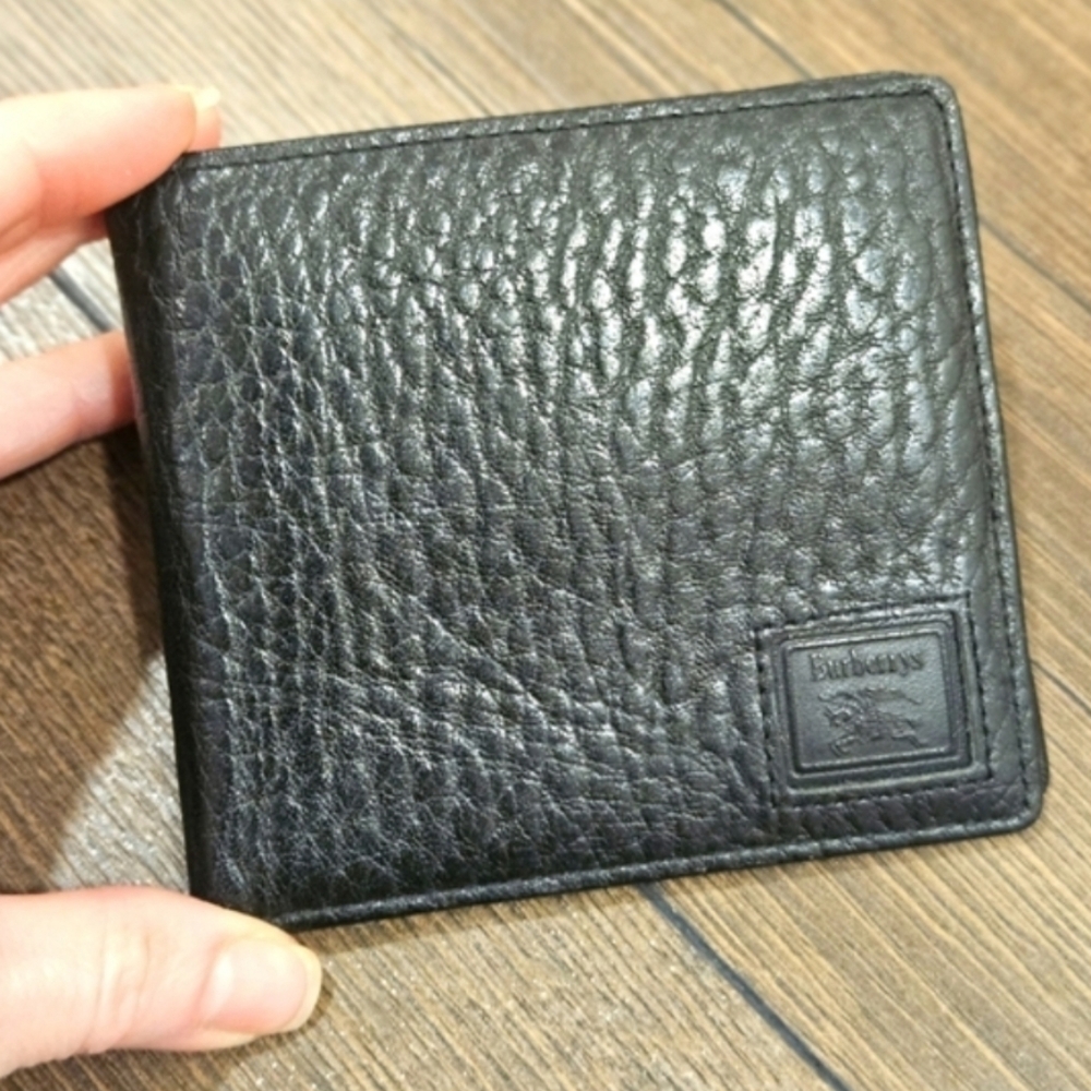 BURBERRYS Vintage Black Leather Bi-Fold Wallet | Mint Condition - Picture 13 of 16